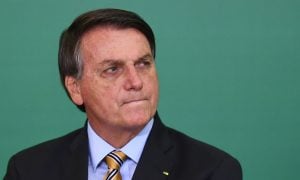 Oposição inclui conversa de Bolsonaro com Kajuru em pedido de impeachment