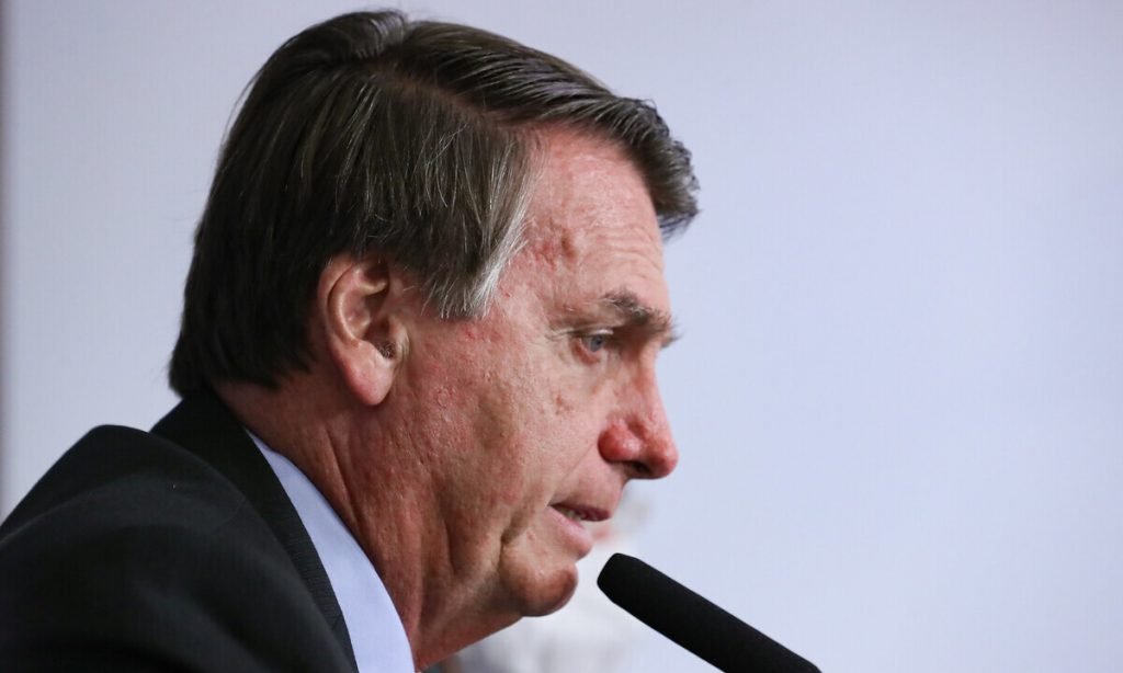 Rosa Weber dá cinco dias para Bolsonaro e Congresso se manifestarem sobre o ‘tratoraço’