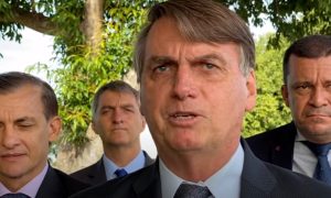 Bolsonaro: o Brasil está no limite e aguardo o povo dar uma sinalização