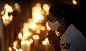 Cristãs e cristãos, unam-se em oração contra as políticas de morte