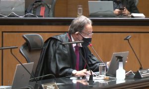 2 a 0: José Carlos de Carvalho vota pela condenação de Witzel