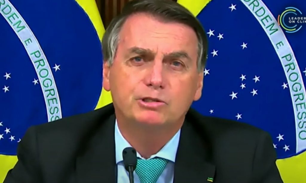 Desprestigiado, Bolsonaro promete zerar desmatamento ilegal e antecipa meta de carbono na Cúpula do Clima