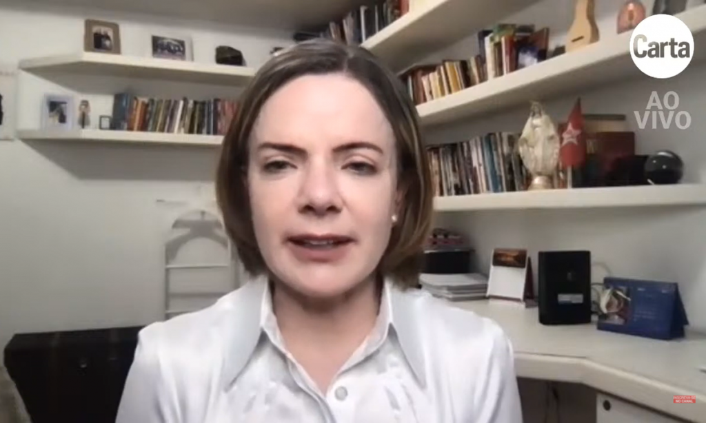 Lula deve retomar viagens pelo País em junho, diz Gleisi Hoffmann