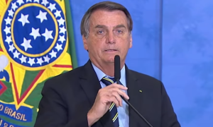Bolsonaro: 'Se o Parlamento promulgar, teremos voto impresso em 2022'