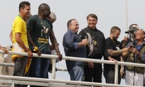 Exército decide não punir Pazuello por participar de ato com Bolsonaro