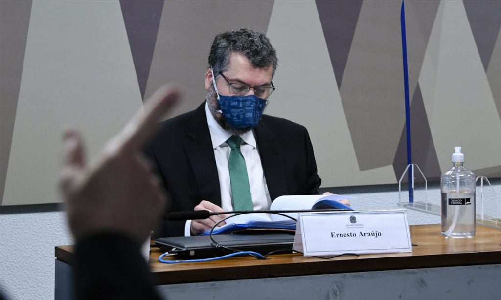 Na CPI, Kátia Abreu lista ataques de Araújo a China, OMS e Biden: ‘O senhor colocou o Brasil na irrelevância’