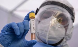 Brasil identifica o primeiro caso da variante indiana do coronavírus