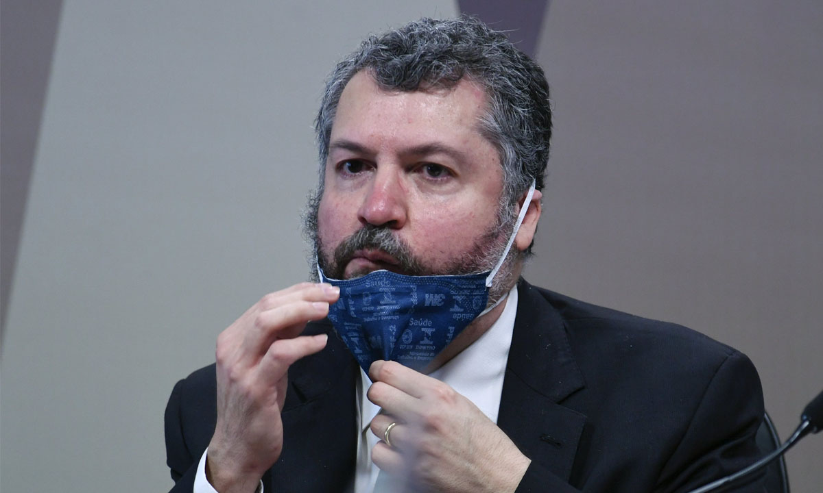 Kátia Abreu diz que postura de Araújo é típica dos ‘fracos e covardes’: ‘Ernestominion’