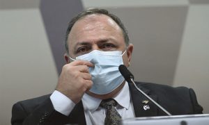 Pazuello confirma: Bolsonaro estava na reunião em que o governo decidiu não intervir na saúde do Amazonas