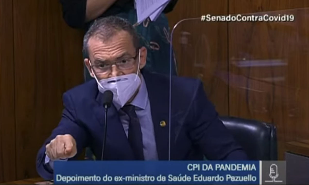‘A sua digital e a do presidente estão nessas mortes’, diz Contarato a Pazuello