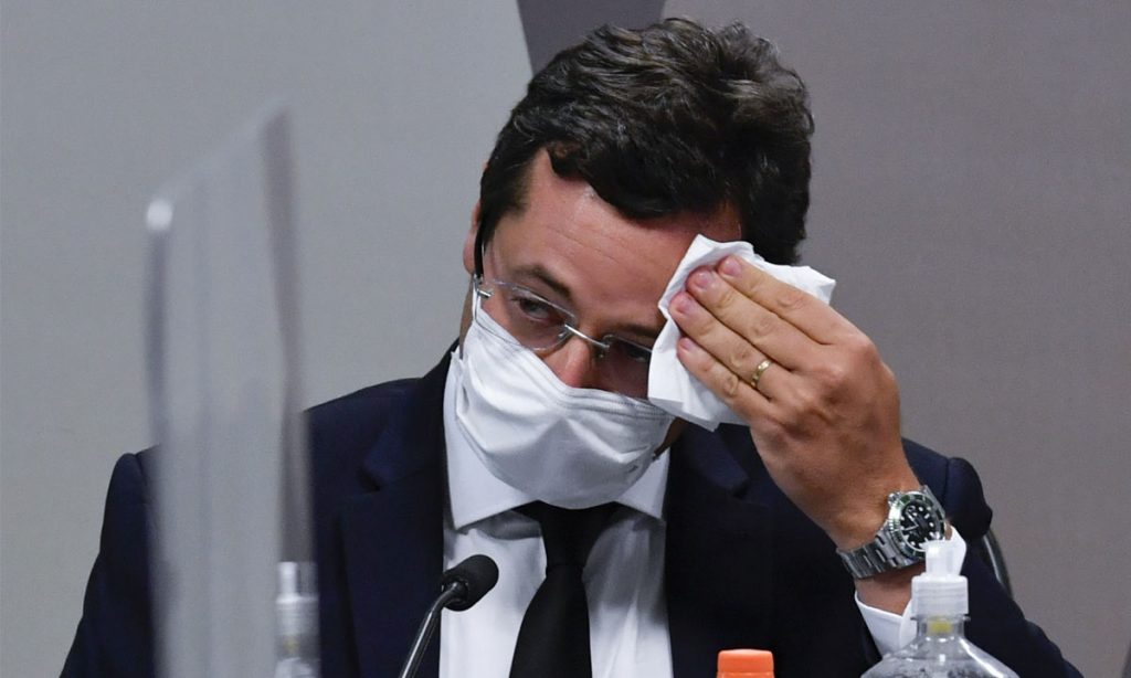 'A prisão seria o menor castigo que você vai sofrer na vida', diz o presidente da CPI a Wajngarten