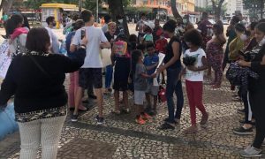 'R. R. Soares quer tomar o nosso lar': famílias protestam contra despejo em SP