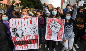 Colombianos vão às ruas em novo dia de protestos pela renúncia de Iván Duque