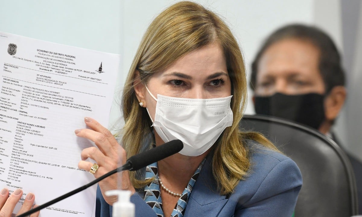 Mayra Pinheiro, secretária do Ministério da Saúde, conhecida como 'Capitã Cloroquina'

Foto: Jefferson Rudy/Agência Senado 