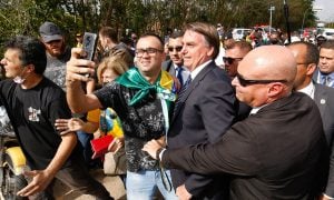 Governo de SP multa Bolsonaro pela 2ª vez por não usar máscara no estado