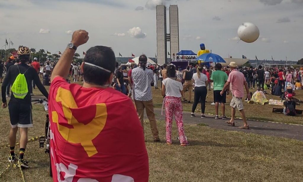 Querem calar a voz dos comunistas no Congresso