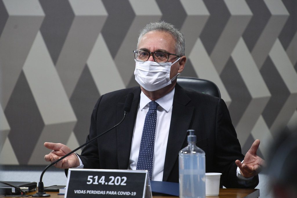 Renan: Cancelar contrato da Covaxin é tentativa de ocultar cadáver