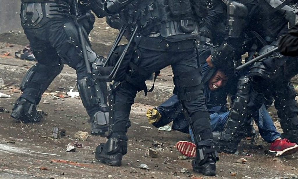 Comissão da OEA investigará violação dos direitos humanos em protestos na Colômbia