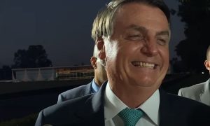 ‘O Brasil está indo bem, graças ao governo federal’, diz Bolsonaro