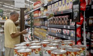 Preços dos alimentos disparam no mundo e sobem 40% em apenas 1 ano, diz ONU