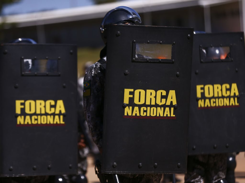 Governo autoriza envio da Força Nacional para ajudar a PRF a desbloquear estradas em RO