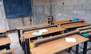 Homens armados sequestram 140 estudantes em escola da Nigéria