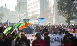 Atos indígenas e passeatas marcam instalação da Convenção Constituinte no Chile