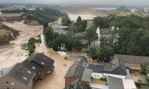 Fortes chuvas deixam mais de 120 mortos e dezenas de desaparecidos na Europa