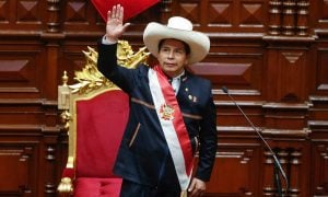 Presidente do Peru confirma renúncia do gabinete ministerial