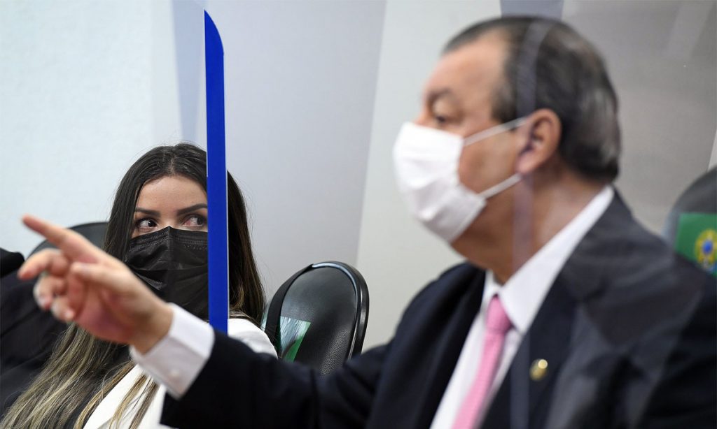CPI retoma o depoimento de diretora da Precisa, que não pode recorrer ao silêncio absoluto