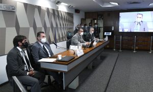 Dominguetti tenta envolver Luis Miranda em compra de vacinas; senadores suspeitam de ‘testemunha plantada’