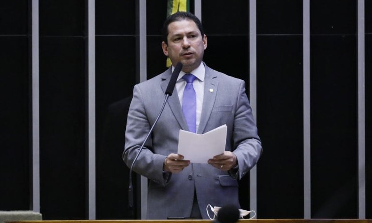 Imputações de crimes a Bolsonaro parecem consistentes, diz Marcelo Ramos