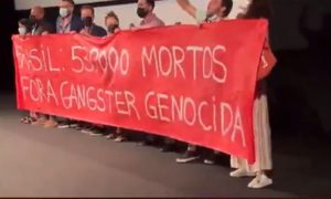 Em Cannes, Bolsonaro é vaiado e diretor diz que Brasil é vítima 'de um governo fascista'