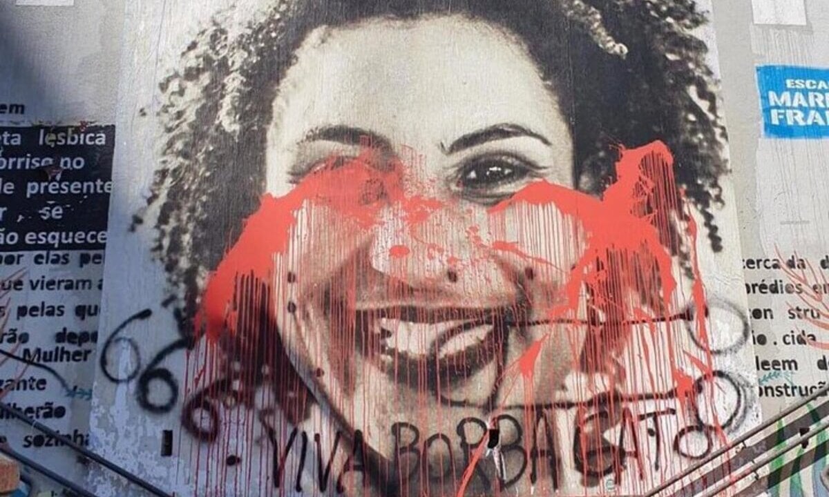 Imagem de Marielle Franco é vandalizada em São Paulo. Foto: Reprodução 