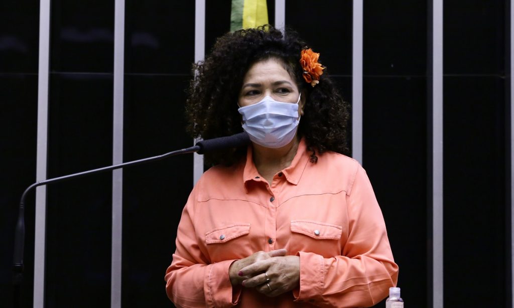 ‘O povo já compreendeu que é preciso separar o que são as Forças Armadas do que é o Estado brasileiro’