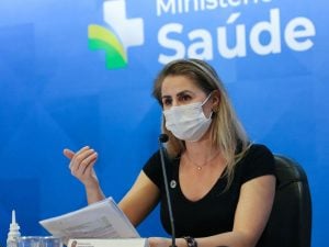 Bolsonaro prejudicou programa de vacinação, diz ex-coordenadora do PNI