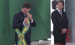 Bolsonaro reúne ministros no Conselho de Governo sem participação de Mourão