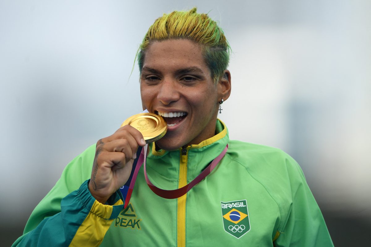 ‘Quando o Brasil da diversidade ganha medalha, Bolsonaro se cala’, diz manchete do Eurosport