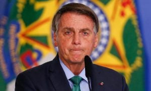 Bolsonaro está desesperado porque pode ser processado e preso, diz cientista político