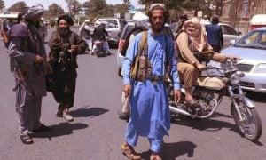 Talebans alertam para 'consequências' se EUA prorrogarem operação de retirada