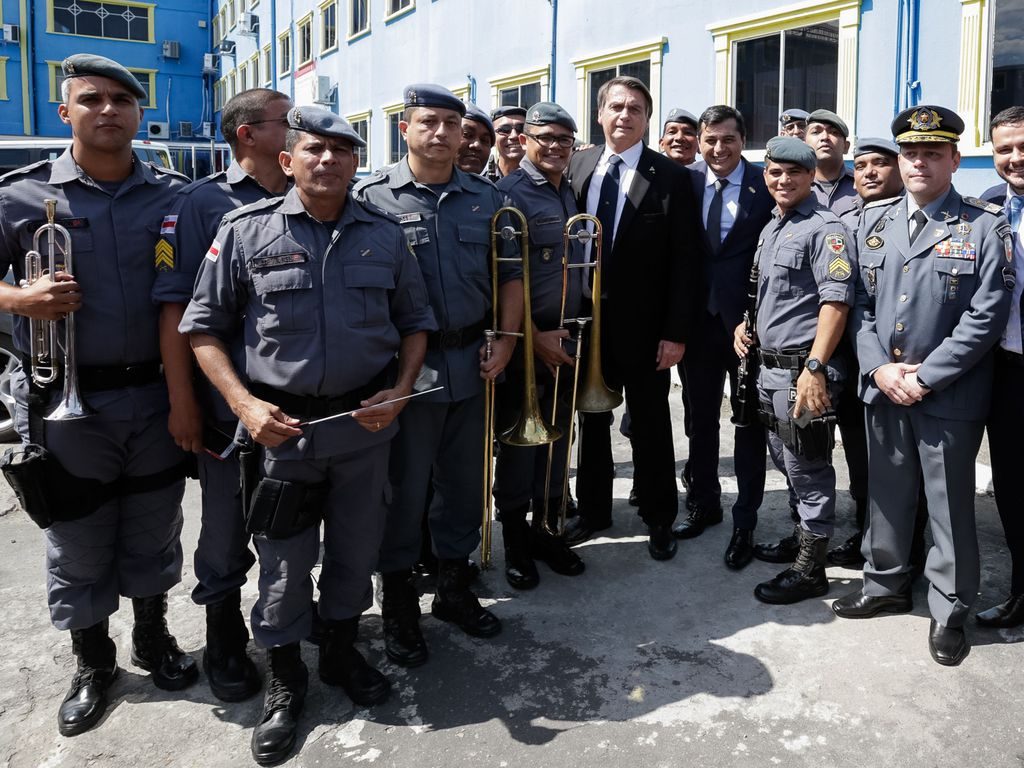 ‘PMs são apaixonados por Bolsonaro, mas é impensável que apoiem um golpe’, diz ex-Bope