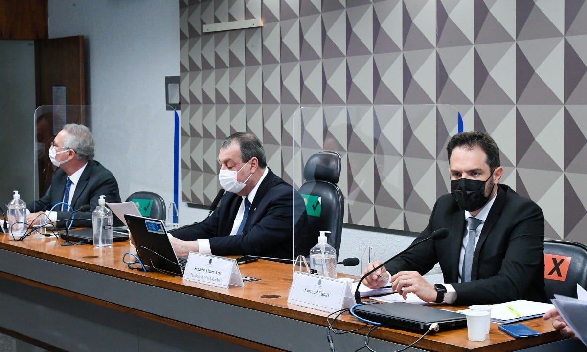 Em depoimento à CPI, sócio de farmacêutica admite relação com Ricardo Barros