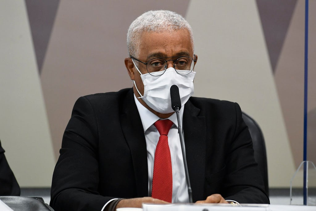 Fabricante da Ivermectina patrocinou anúncio de tratamento precoce, diz diretor