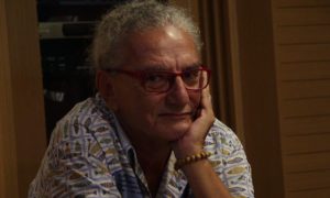 Artista da contracultura, Jorge Salomão tem justa homenagem em disco