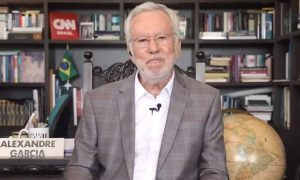 Alexandre Garcia critica bolsonaristas que ainda negam a posse de Lula: ‘Desligamento da realidade’