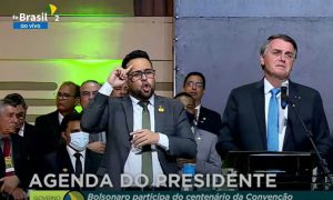 Bolsonaro diz que sessões no STF devem começar com oração e que é possível vencer o desemprego com 'fé'