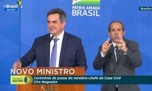 'Estou aqui pela democracia', diz Ciro Nogueira, líder do Centrão, ao assumir a Casa Civil