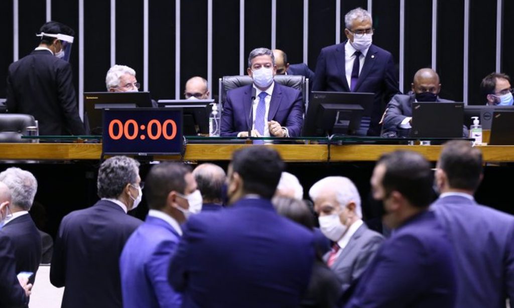 Deputado pede que PGR investigue supostas irregularidades do orçamento secreto