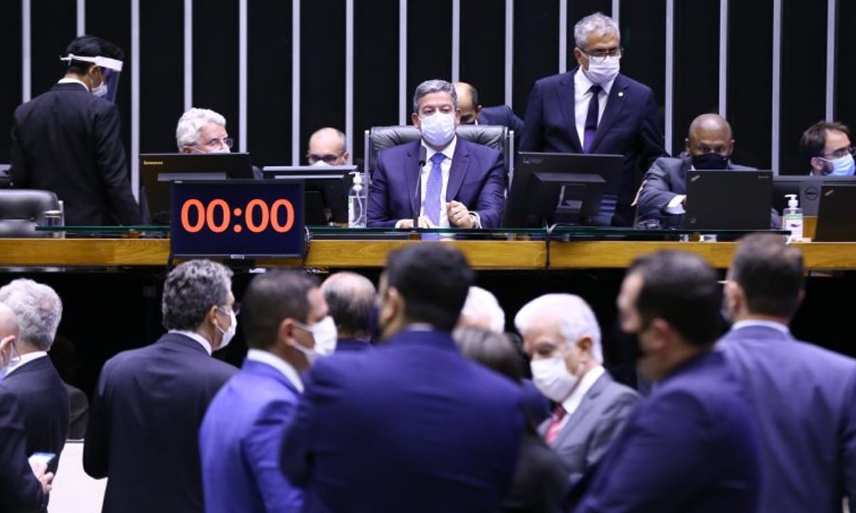 Deputado pede que PGR investigue supostas irregularidades do orçamento secreto