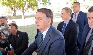 Lula tem tudo para voltar, admite Bolsonaro